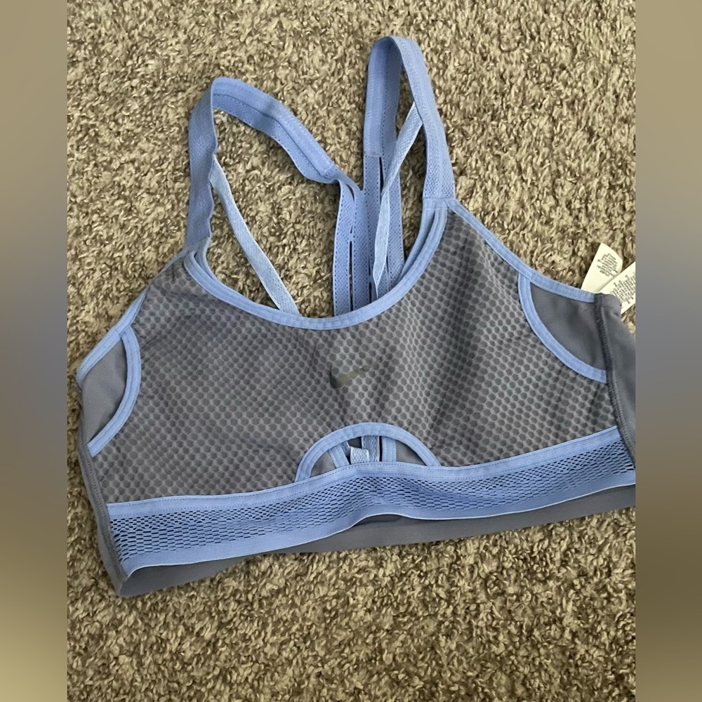 Sports bra